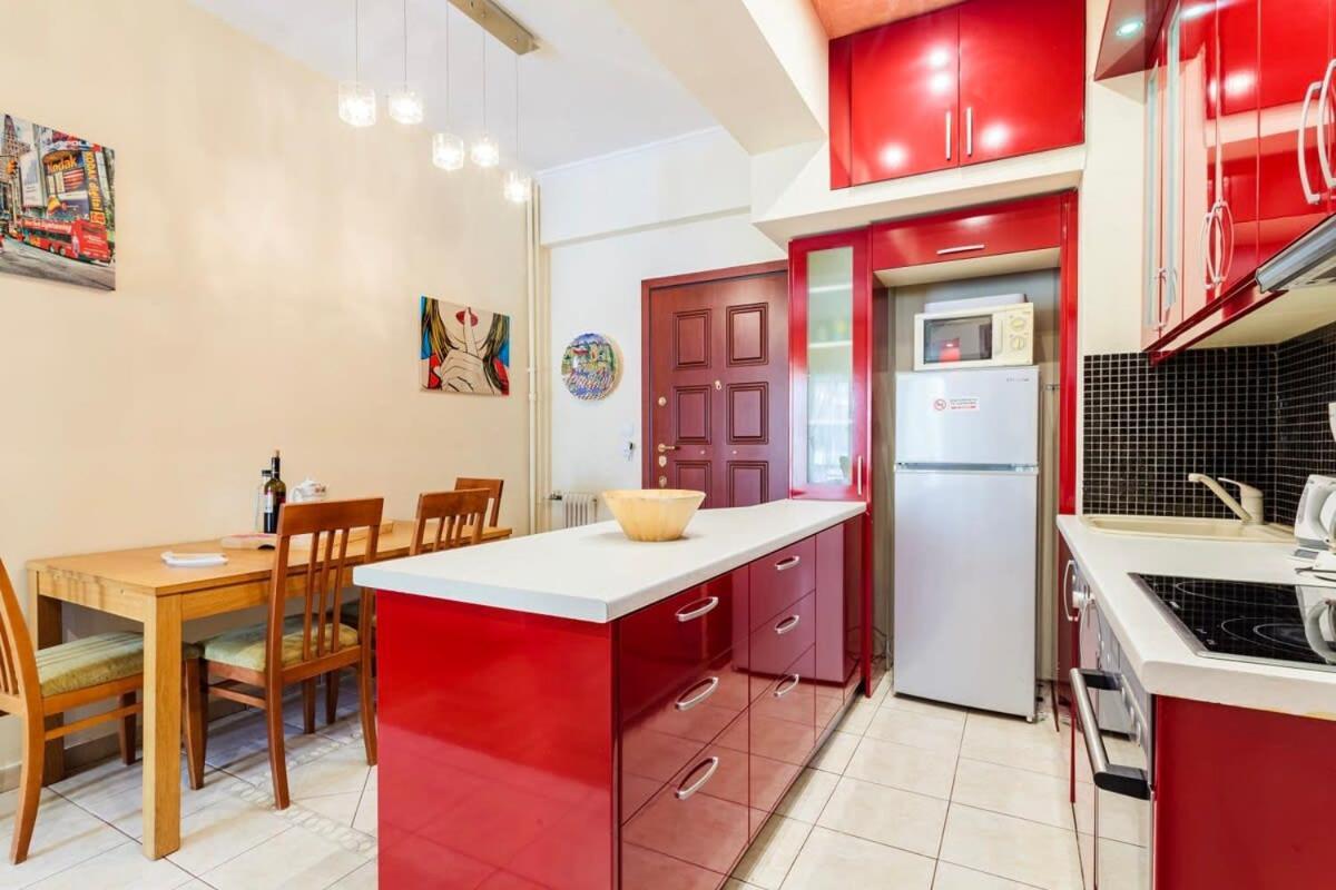Athens Strawberry Hideaway - City Chic Retreat Экстерьер фото